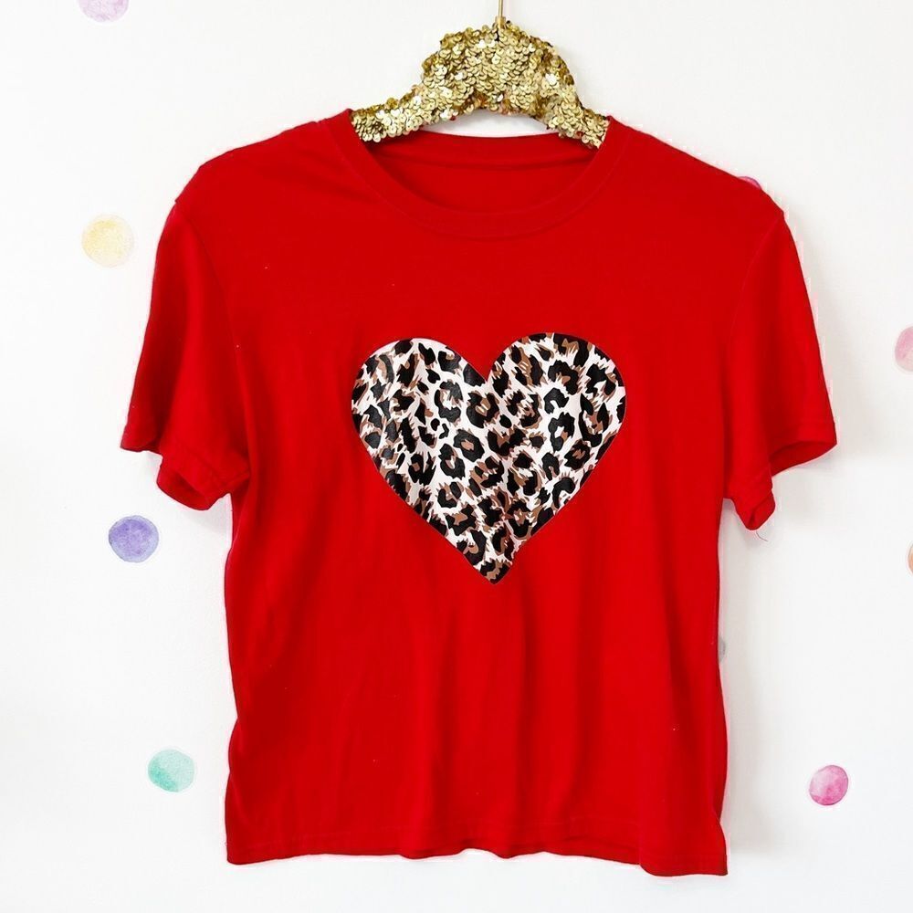 Leopard heart t-shirt